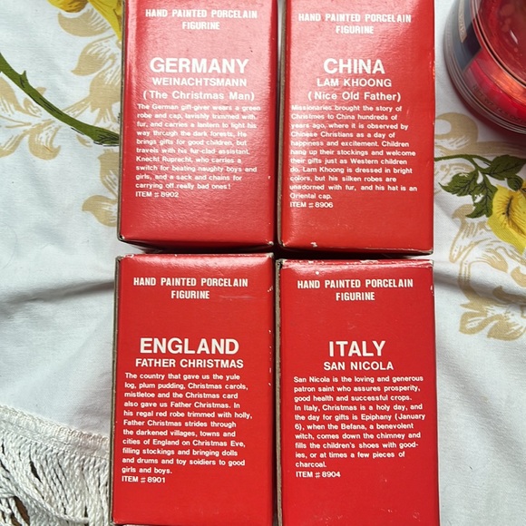 Vintage rage hand painted porcelain Santa figurines - Picture 2 of 7